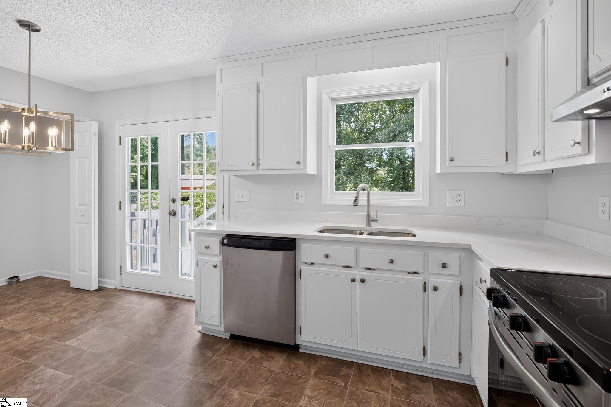 17 Queens Street Fountain Inn, SC 29644 - Photo 6 of 15 Gallery Image 6