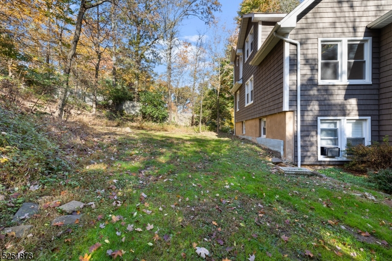 224 Mt Horeb Road, Unit 2 Warren, NJ 07059 - Photo 19 of 22