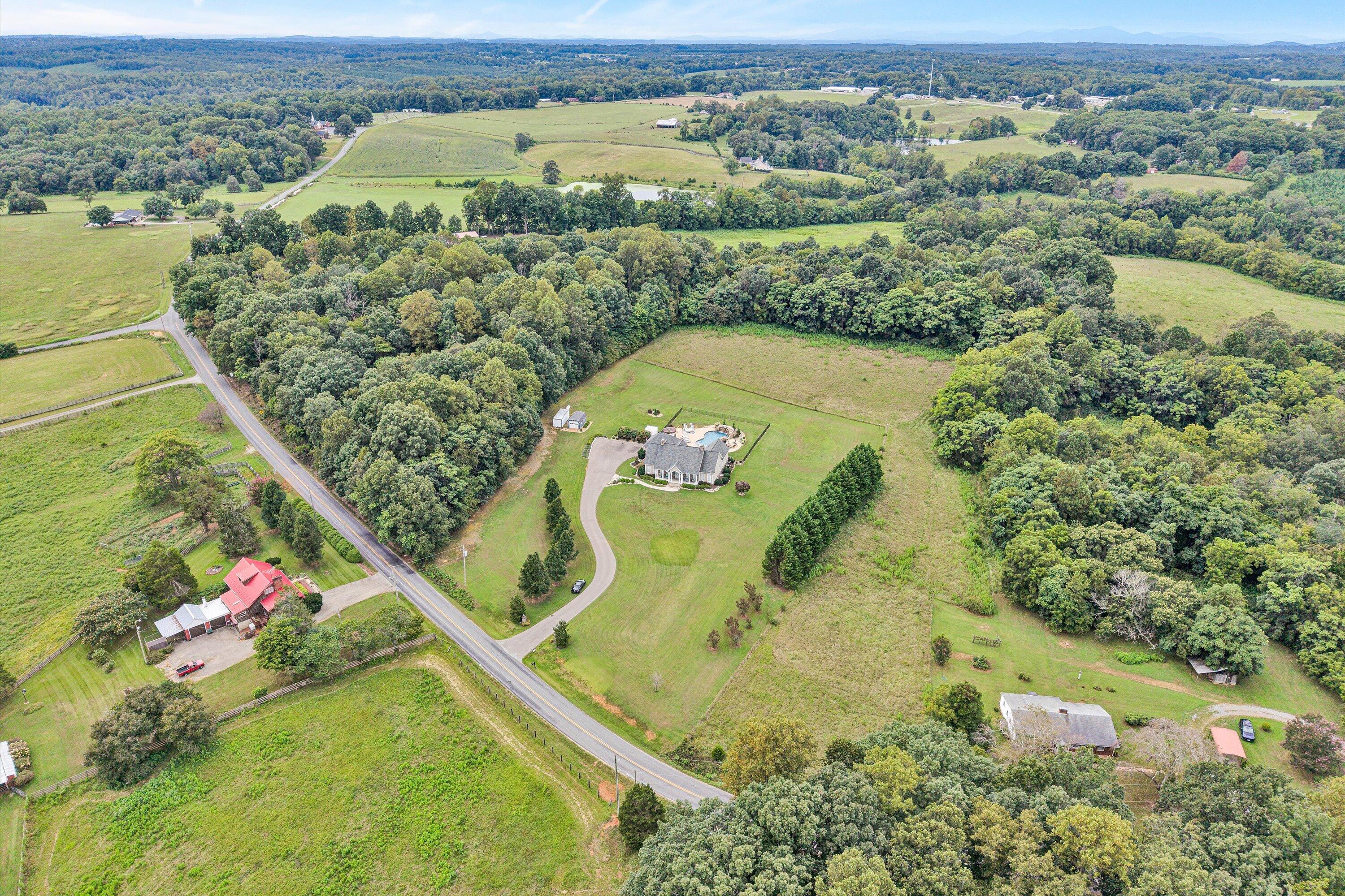 1483 Morgans Church Road Bedford, VA 24523 - Photo 8 of 103 004-SGP-0043