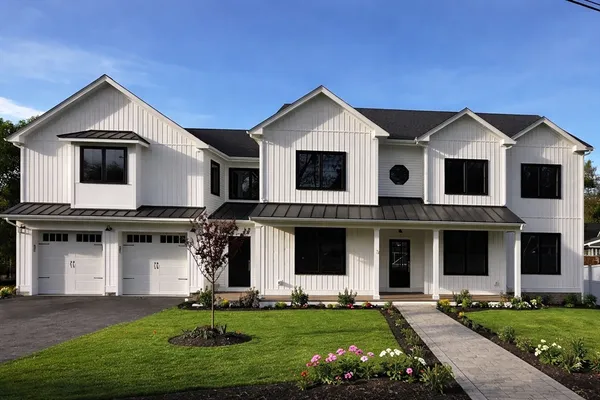 $2,490,000 | 7 Lewis Court, Hingham, MA 02043