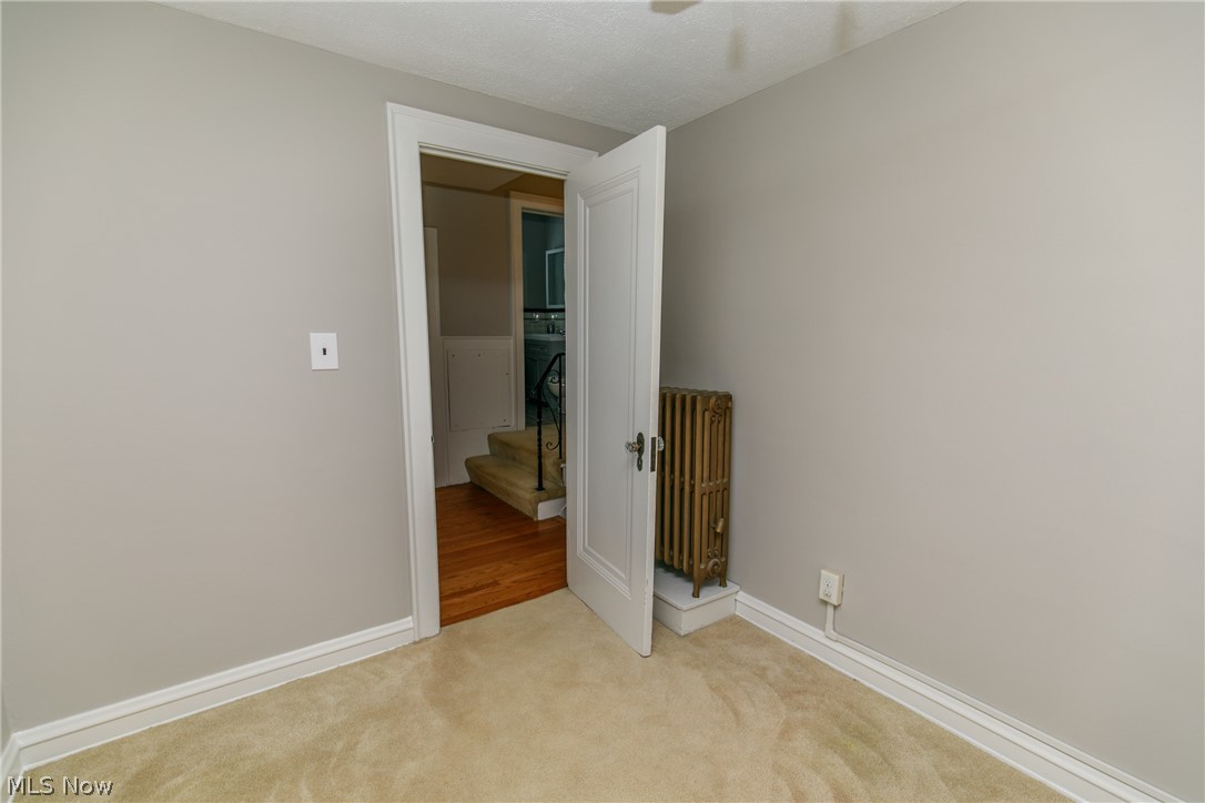1467 Middleton Road Cleveland, OH 44121 - Photo 25 of 35