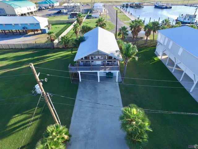 $325,000 | 115 Constantin Drive, Golden Meadow, LA 70357