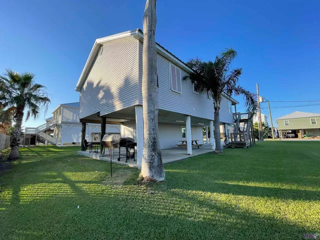 $325,000 | 115 Constantin Drive, Golden Meadow, LA 70357