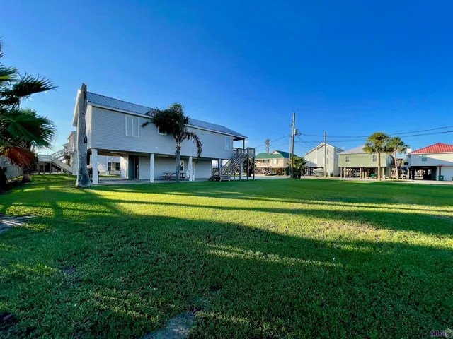 $325,000 | 115 Constantin Drive, Golden Meadow, LA 70357