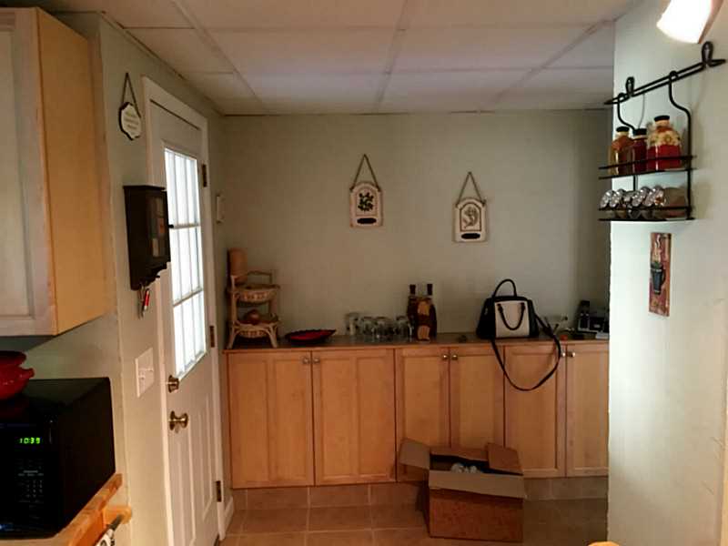 88 Stockwell Road Burrillville, RI 02826 - Photo 10 of 20 Kitchen.