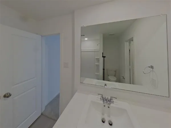 $1,679 | 811 Ponderosa Lane, Princeton, TX 75407