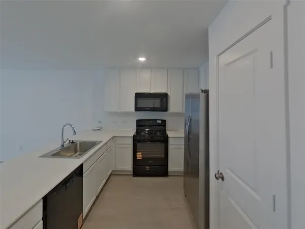 $1,679 | 811 Ponderosa Lane, Princeton, TX 75407