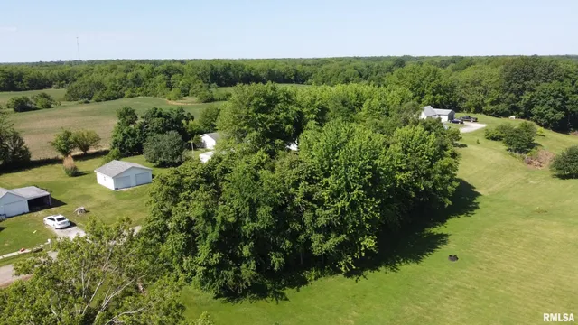 $27,000 | 8739 East Turner Highway, Astoria, IL 61501