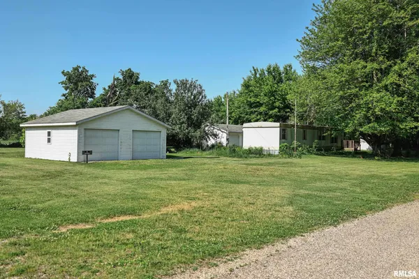 $17,000 | 8739 East Turner Highway, Astoria, IL 61501