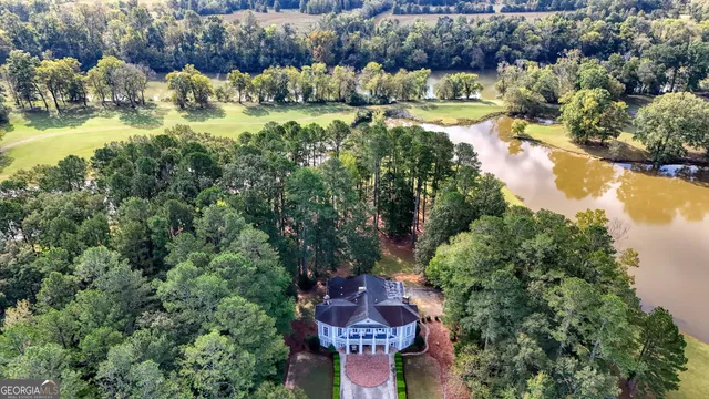 a view of a lake with houses
