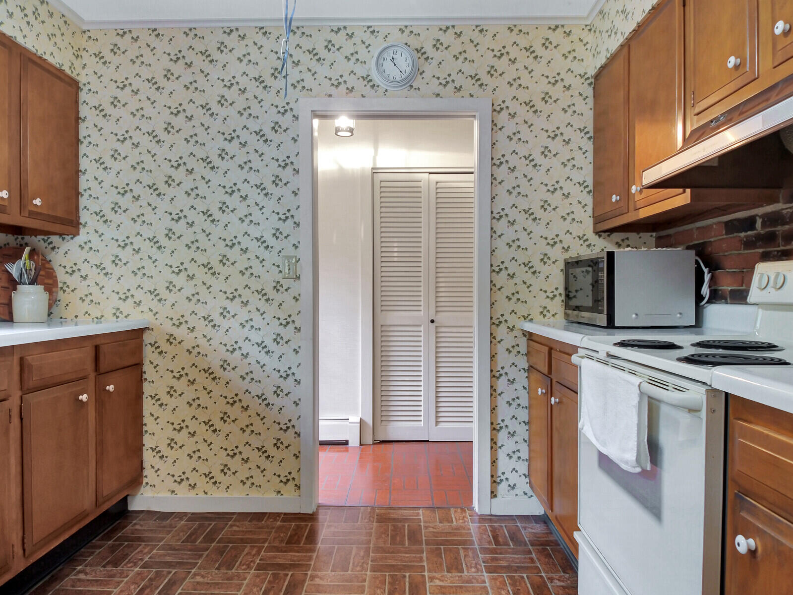 211 Pond Road Manchester, ME 04351 - Photo 26 of 59 46_DJI_0226_DxO_mls