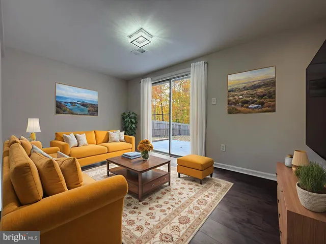 $505,000 | 13014 Kerrydale Road, Woodbridge, VA 22193