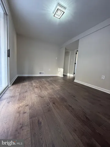 $524,900 | 13014 Kerrydale Road, Woodbridge, VA 22193