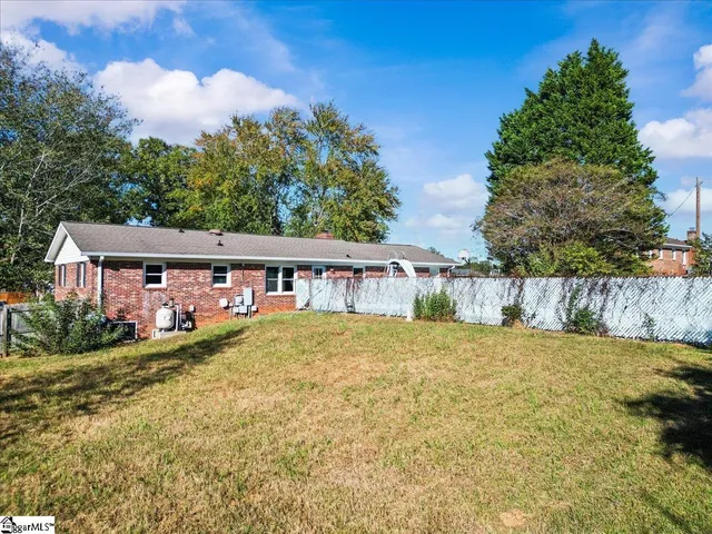 $325,000 | 106 Linda Lane, Easley, SC 29642