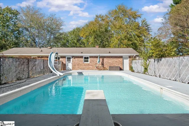 $325,000 | 106 Linda Lane, Easley, SC 29642