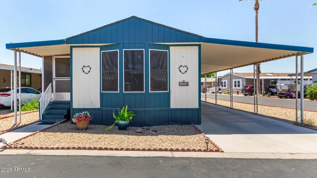 a house view with a outdoor space