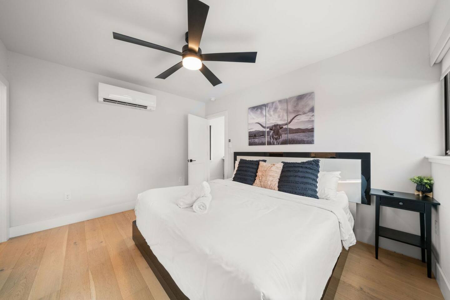 2311 East 8th Street, Unit 2 Austin, TX 78702 - Photo 12 of 37