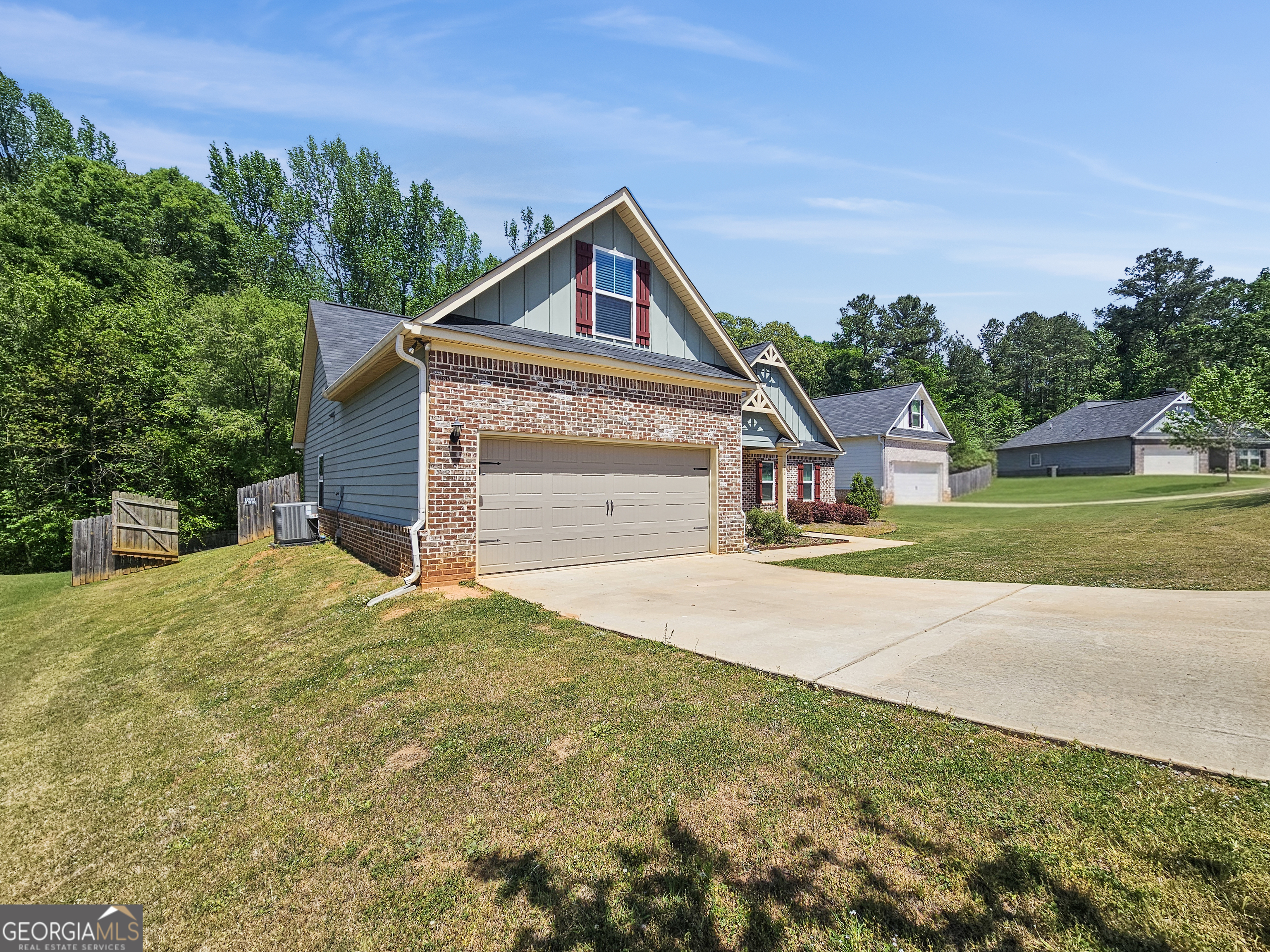 213 Graydon Court Locust Grove, GA 30248 - Photo 2 of 18
