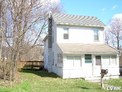 511 Abel Colony Road Wind Gap, PA 18091 - Photo 2 of 4 Side