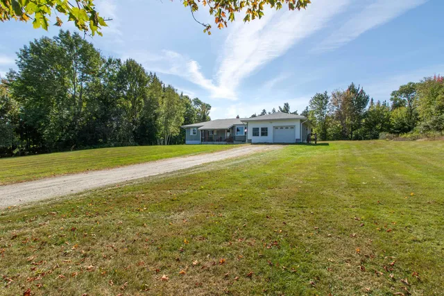 $434,900 | 3041 Cross Road, Jay, VT 05859