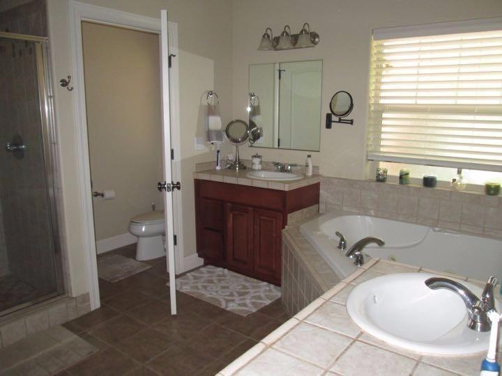 119 Northwest Native Run Loop Grants Pass, OR 97526 - Photo 13 of 18 Gallery Image 13
