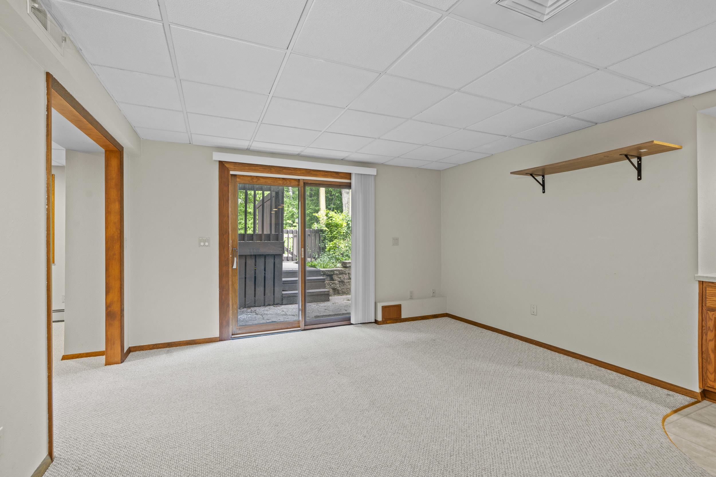 921 Divot Place Green Bay, WI 54313 - Photo 36 of 66