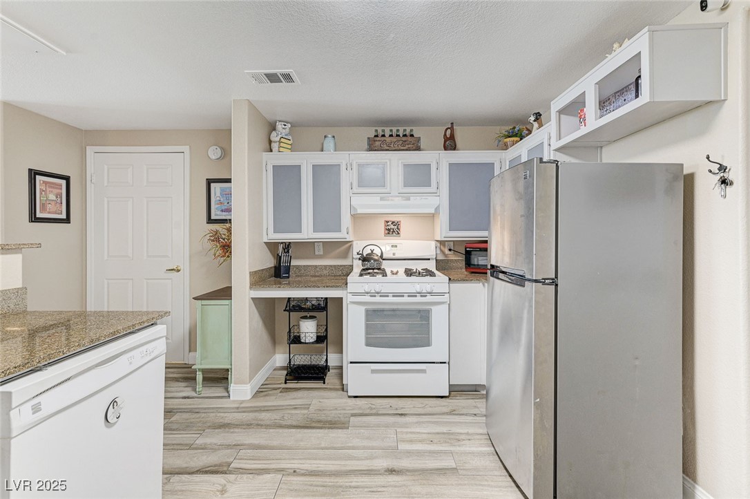 10550 West Alexander Road, Unit 1083 Las Vegas, NV 89129 - Photo 24 of 58 Gallery Image 24