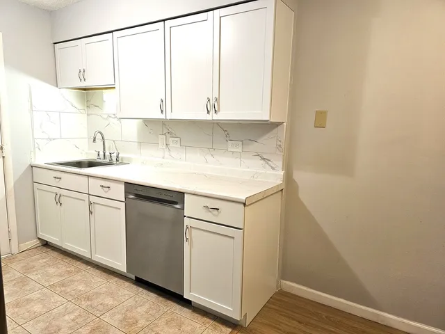 $1,850 | 9870 Cordoba Court, Unit 2B, Orland Park, IL 60462