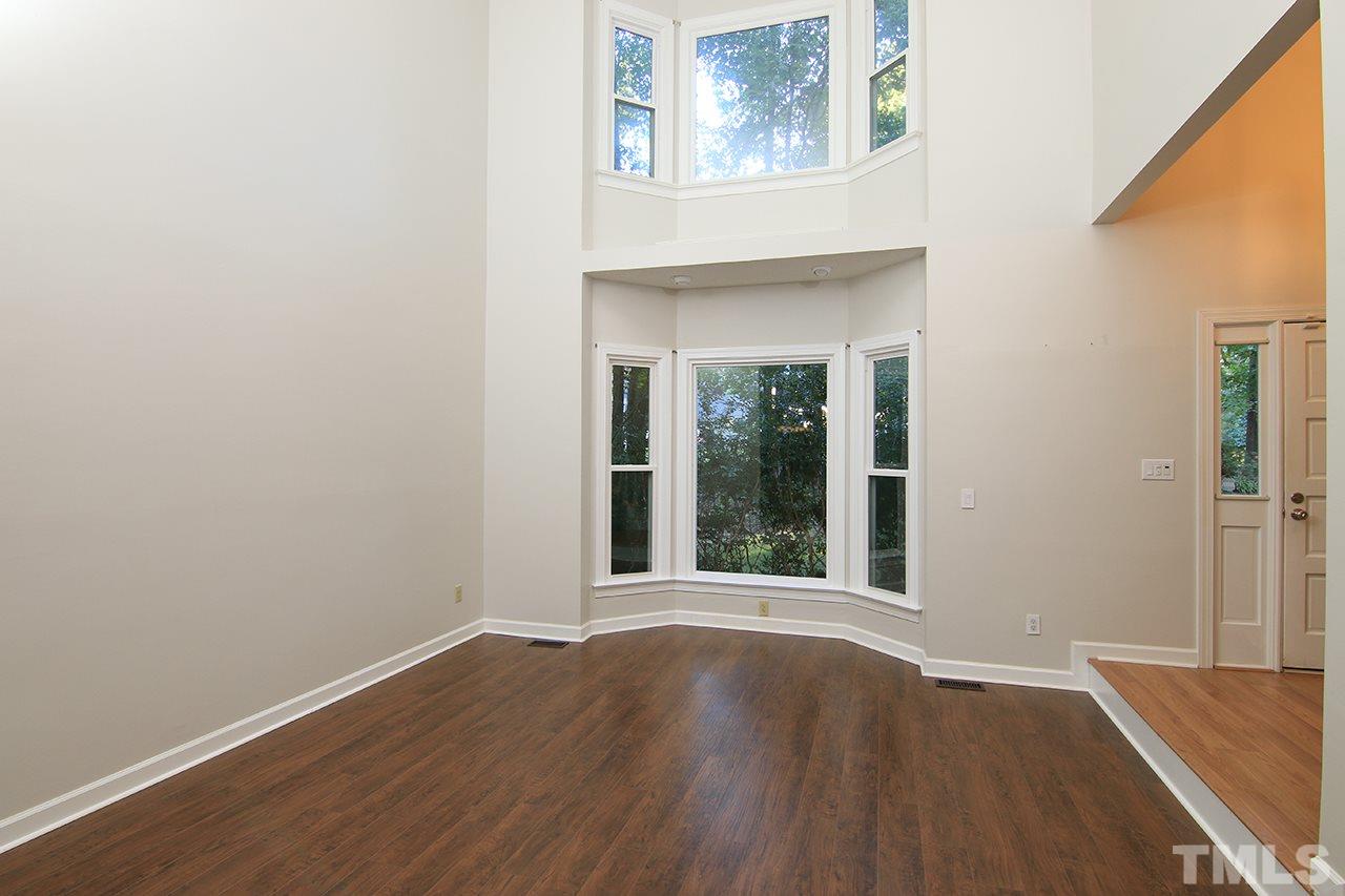 12101 Warwickshire Way Raleigh, NC 27613 - Photo 2 of 25