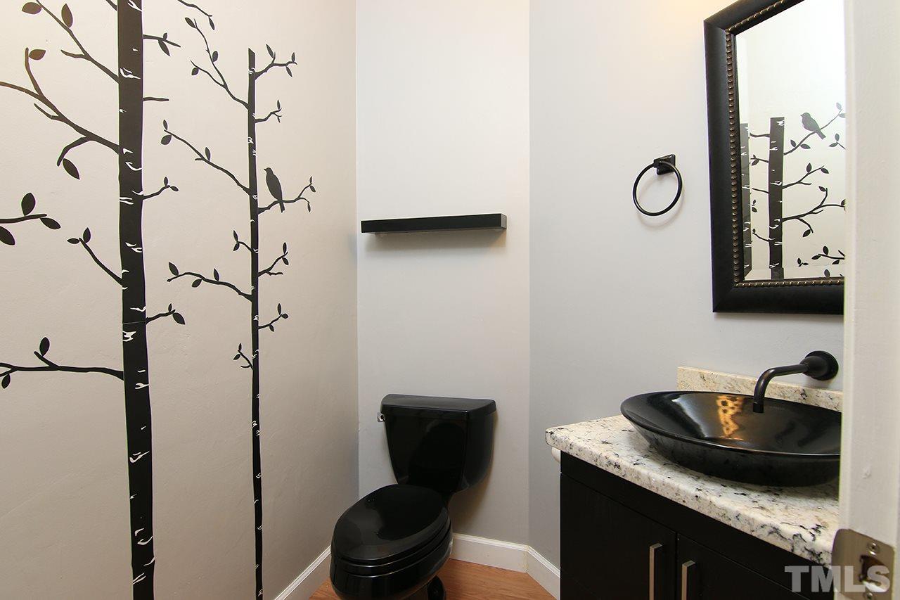12101 Warwickshire Way Raleigh, NC 27613 - Photo 12 of 25