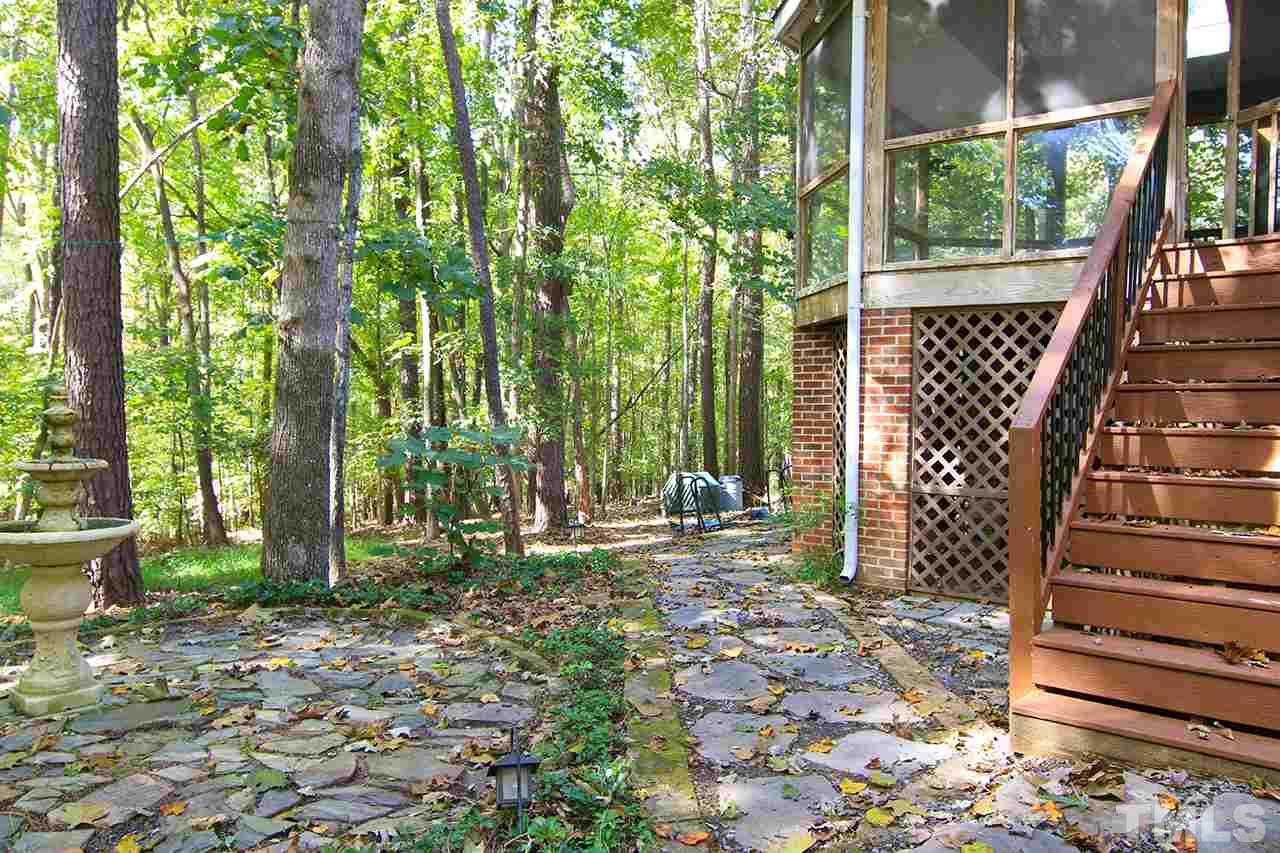 12101 Warwickshire Way Raleigh, NC 27613 - Photo 22 of 25