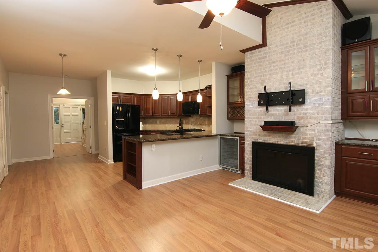 12101 Warwickshire Way Raleigh, NC 27613 - Photo 6 of 25