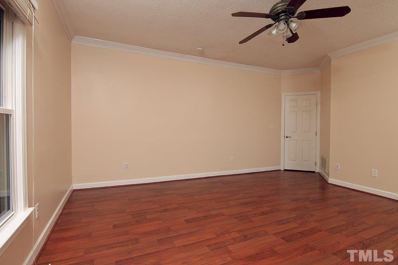 12101 Warwickshire Way Raleigh, NC 27613 - Photo 9 of 25