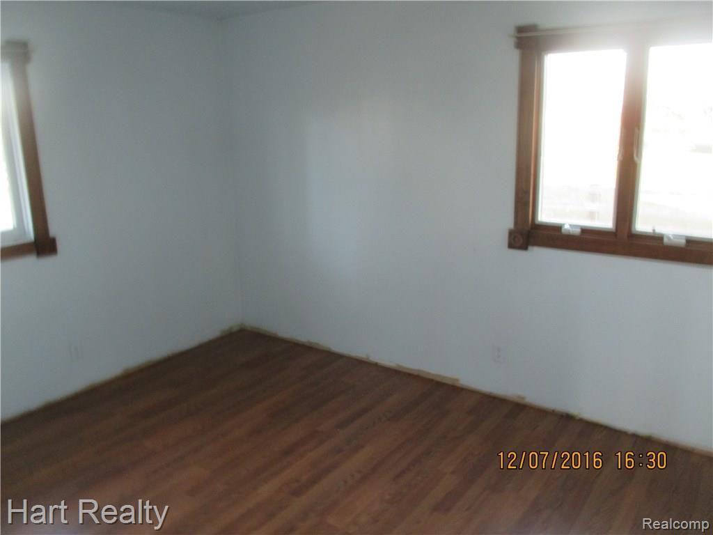 3880 Gosline Road Marlette, MI 48453 - Photo 17 of 22 020.JPG