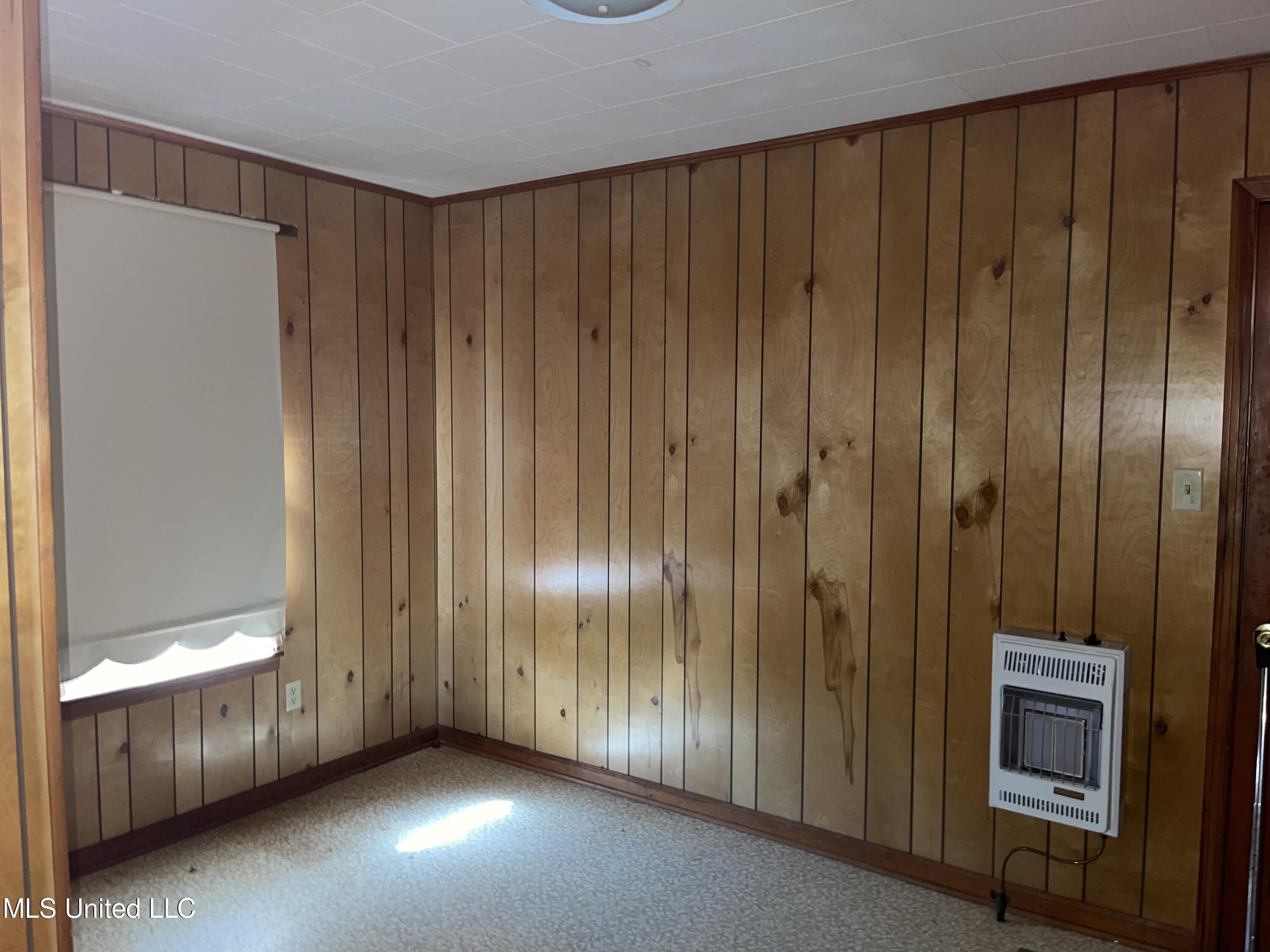 2127 Evansville Road Sarah, MS 38665 - Photo 24 of 28 555D9BF2-4722-4DC9-8D85-61DFC6E3C2AF