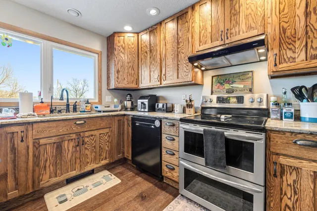 $360,000 | 1420 Heights Boulevard, Winona, MN 55987