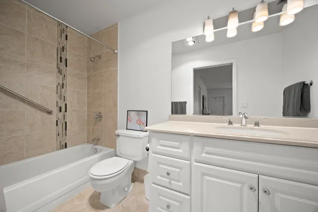 $179,000 | 14604 Canalview Drive, Unit B, Delray Beach, FL 33484