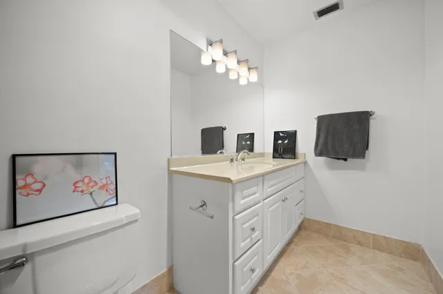 $179,000 | 14604 Canalview Drive, Unit B, Delray Beach, FL 33484