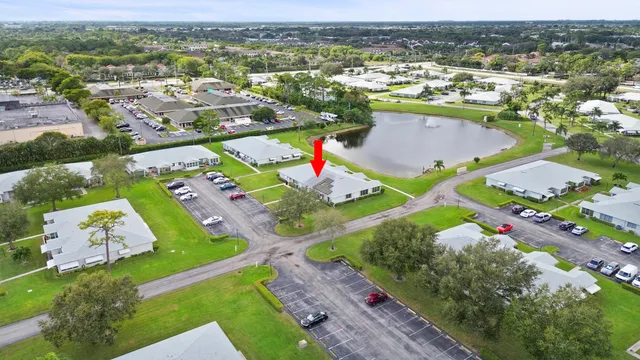 $179,000 | 14604 Canalview Drive, Unit B, Delray Beach, FL 33484