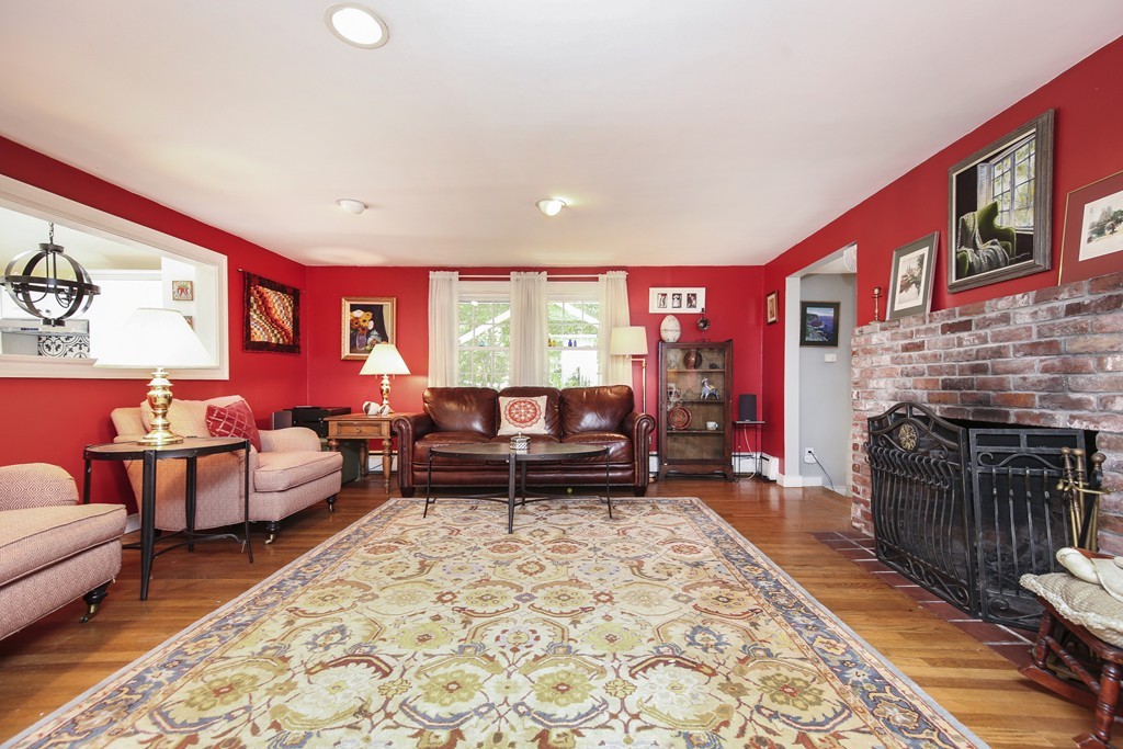172 Boston Street Middleton, MA 01949 - Photo 6 of 30