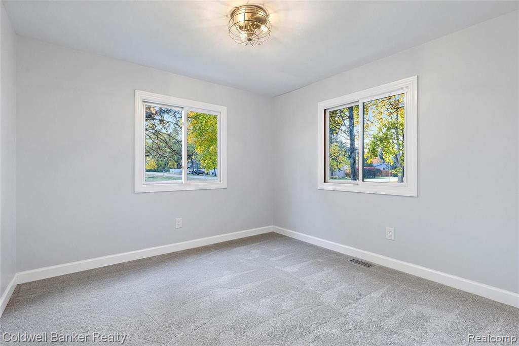 2793 Weaverton Rochester Hills, MI 48307 - Photo 23 of 31