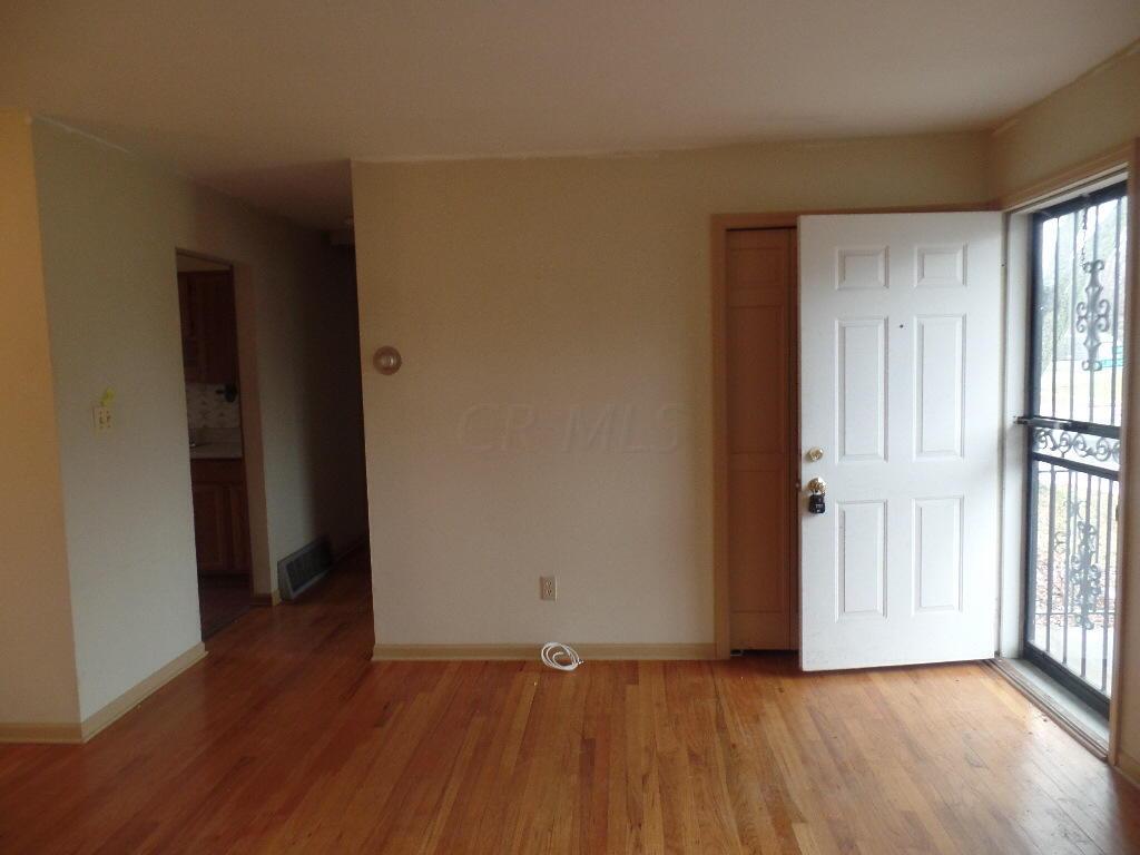 6428 Faircrest Road Columbus, OH 43229 - Photo 5 of 14 Gallery Image 5
