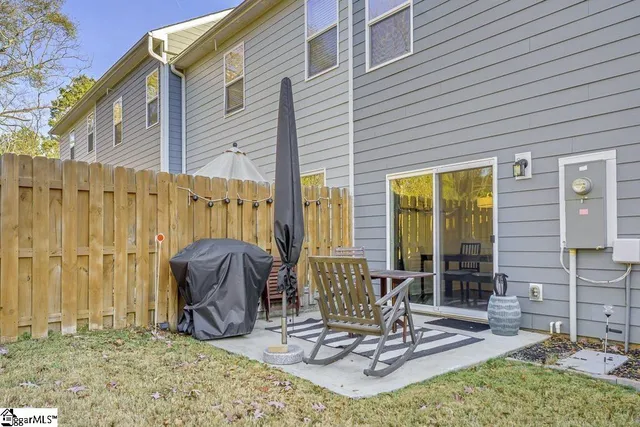 $1,900 | 329 Hartland Place, Simpsonville, SC 29680