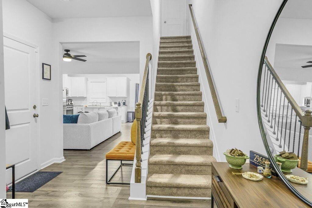 329 Hartland Place Simpsonville, SC 29680 - Photo 3 of 24