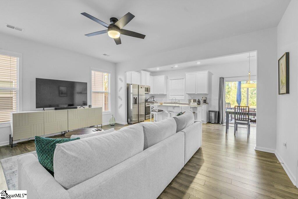 329 Hartland Place Simpsonville, SC 29680 - Photo 8 of 24