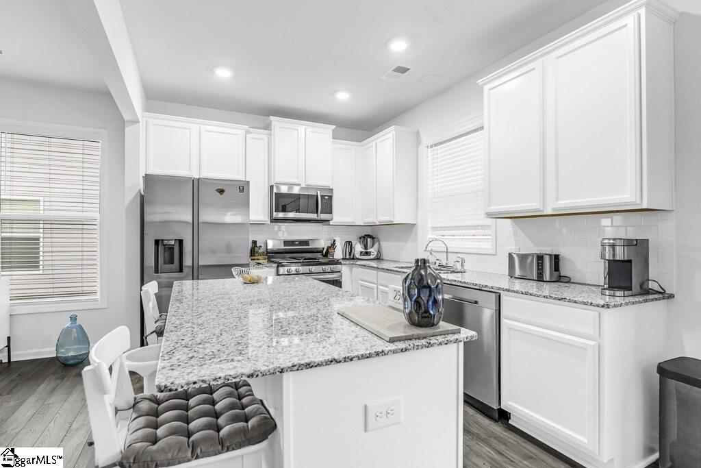 329 Hartland Place Simpsonville, SC 29680 - Photo 9 of 24