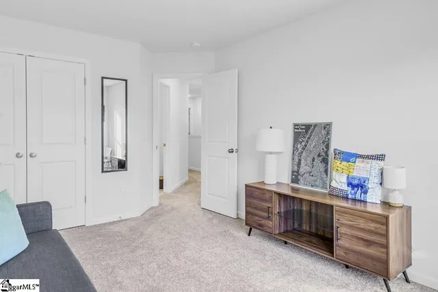 $1,900 | 329 Hartland Place, Simpsonville, SC 29680