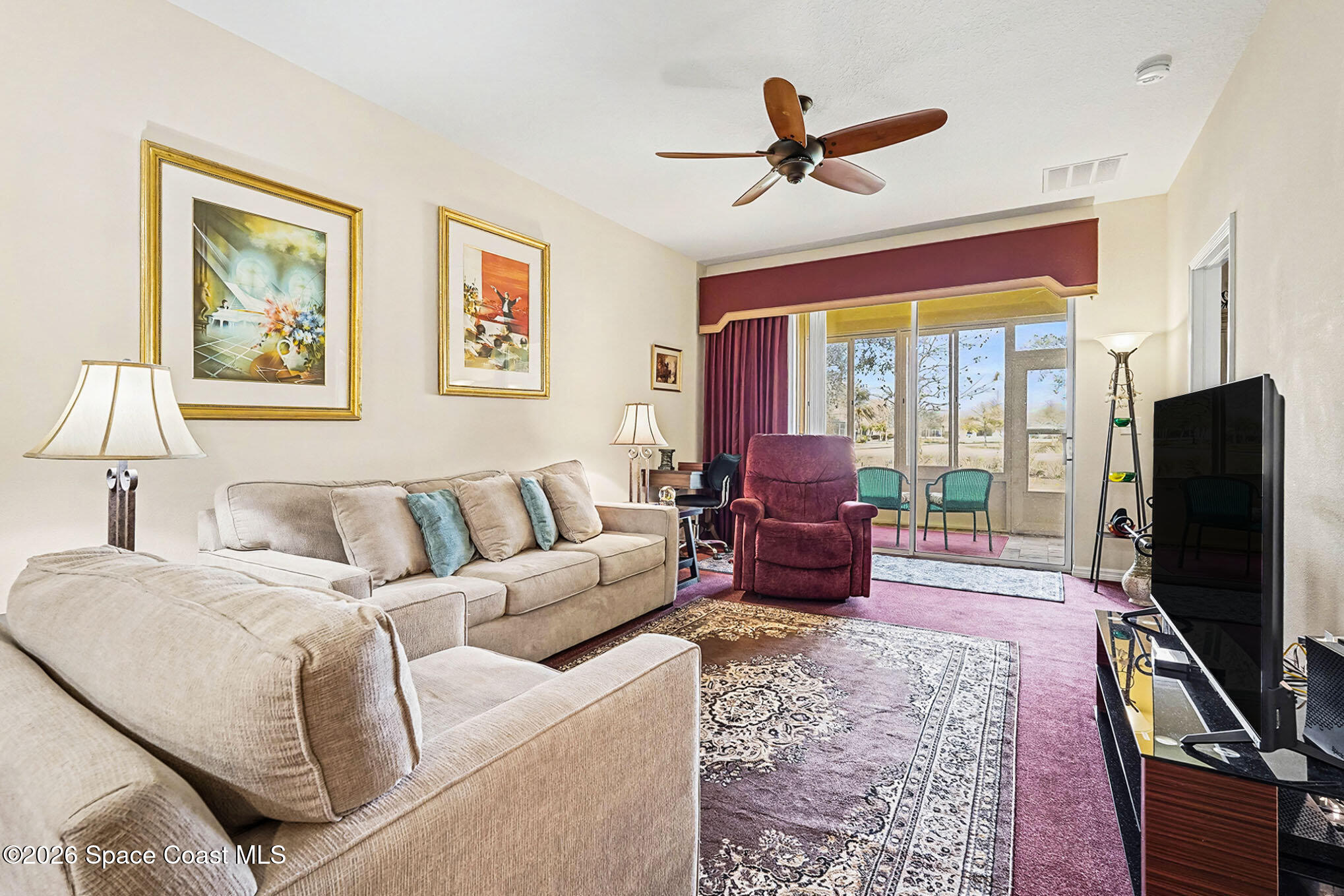 3670 Funston Circle Melbourne, FL 32940 - Photo 5 of 38 Living Room