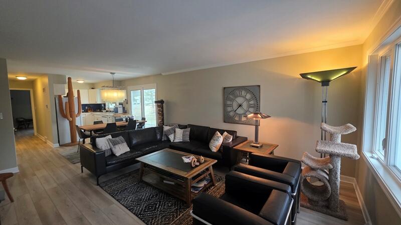 121 South 6th Street Cedar Grove, WI 53013 - Photo 2 of 27 Living Room
