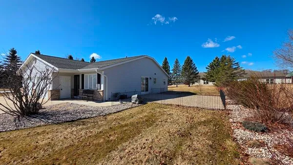 $259,900 | 121 South 6th Street, Cedar Grove, WI 53013